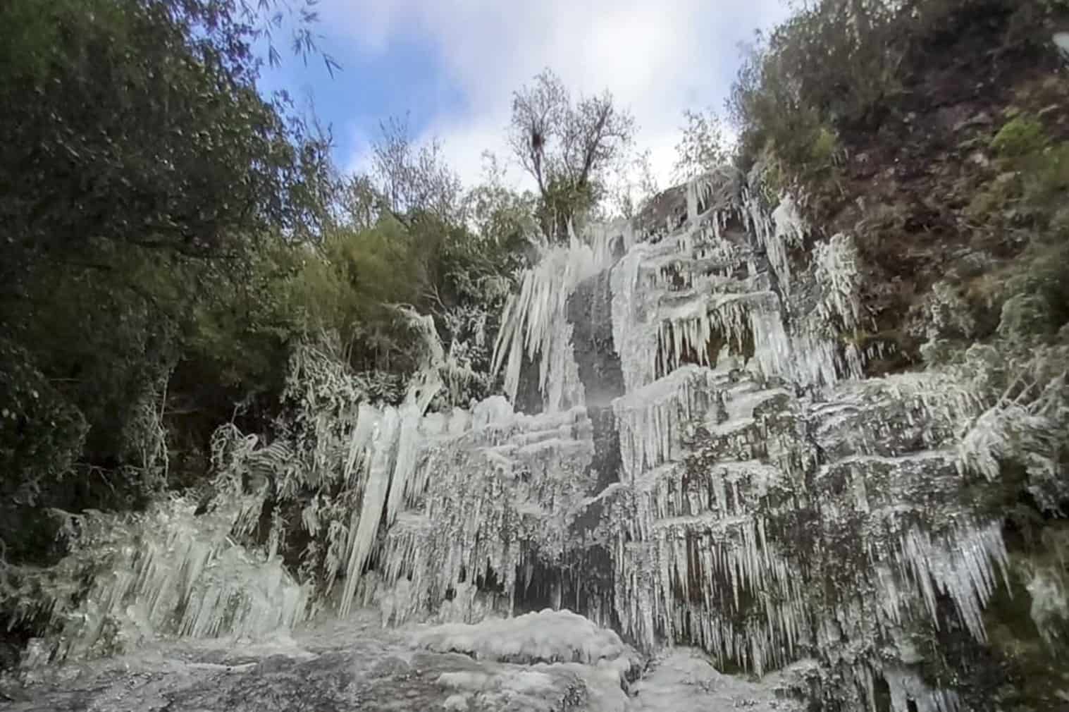 Cachoeira congelada Prefeitura de Urupema